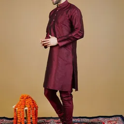 Wintage Men Regular Kurta with Pyjamas image 4