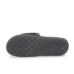 CHUPPS Men Printed Sliders image 5