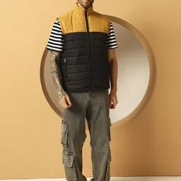Christy World Men Mock Collar Colourblocked Gilet Jacket image 4