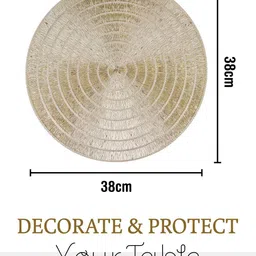 Aura Cream Colored and Gold-Toned 6 Pieces Textured Jute Round Table Placemats image 2