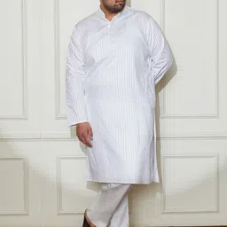 VASTRAMAY Plus Size Striped Mandarin Collar Pure Cotton Kurta with Pyjamas-image-56