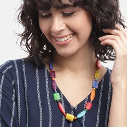 RICHEERA Gold-Plated Artificial Beads Necklace image 4