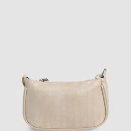 HAUTE SAUCE by Campus Sutra Leather Structured Shoulder Bag with Tasselled image 5