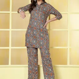 Anouk Women Floral Printed Regular Kurta with Trousers image 3