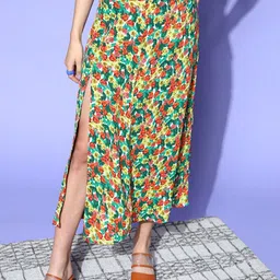 Berrylush Floral Printed High Rise A-Line Midi Skirt-image-24