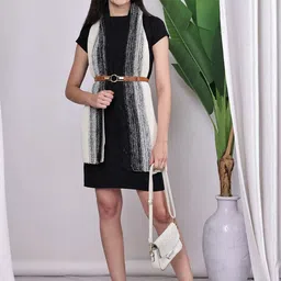 ELLIS Women Colourblocked Stole image 3