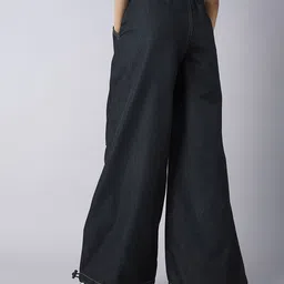 Noh.Voh - SASSAFRAS Kids Girls Straight Fit Mildly Distressed Jeans image 3