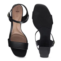 Ninaa Rossie Women Open Toe Block Heel Sandals With Buckles Detail image 2