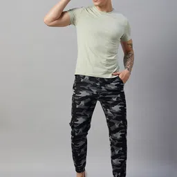 CHROME & CORAL Men Camouflage Printed Joggers Trousers image 4
