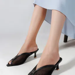 PLANET WALK Women Open Toe Kitten Heel Sandals image 5