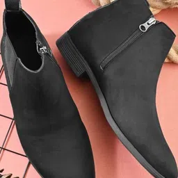 Roadster Men Mid-Top Chelsea Boots-picture-15