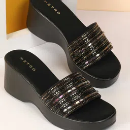 Metro Women Embellished Ethnic Gladiators Flats-image-69