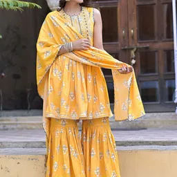 AARAAS Floral Printed Round Neck Gotta Patti Pure Cotton Kurta With Sharara & Dupatta-image-30