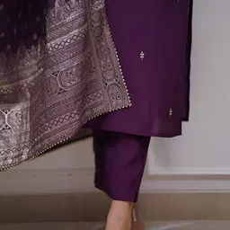 Happy Design Women Ethnic Motifs Embroidered Thread Work Kurta with Trousers & Dupatta image 2