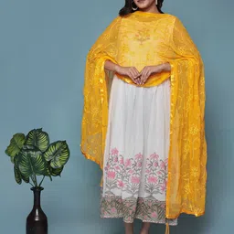 Bohekant Embroidered Dupatta with Thread Work-picture-25