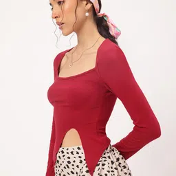 DressBerry Crisp Contour Cut-Out Detail Square Neck Fitted Top image 4