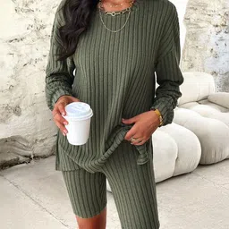 StyleCast Round Neck T-Shirt With Shorts image 4