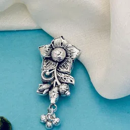 ABDESIGNS Kempstone Studded Saree Clip Accessories-picture-11