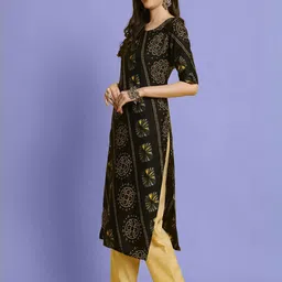 Ethnic basket Women Multicoloured Poly Crepe Kurta Sets image 2