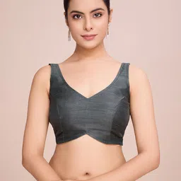 CLEMIRA Striped Embellished Sequinned Pure Georgette Saree image 5