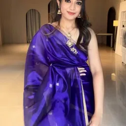 clotheva Woven Design Silk Blend Saree-picture-31