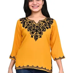 Naida Ethnic Motifs Embroidered V-Neck Thread Work Thread Work Kurti-picture-20