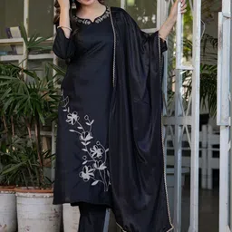 CaniBani Women Floral Embroidered Regular Thread Work Kurta with Trousers & With Dupatta image 2