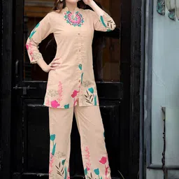 LIPS CROWN Printed Mandarin Collar Tunic With Trousers Co-Ords-picture-30