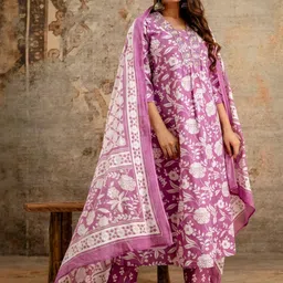 BAIRAJ Women Floral Printed Regular Mirror Work Pure Cotton Kurta with Trousers & With Dupatta image 4