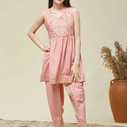 CurlyTales Girls Floral Embroidered Kurta with Dhoti Pants-image-17