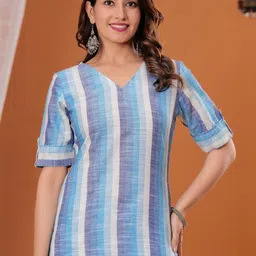 NAVYAAZRI Striped V Neck Pure Cotton Straight Kurta With Trousers image 4