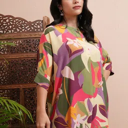 Vishudh Women Graphic Printed Mandarin Collar Top image 4