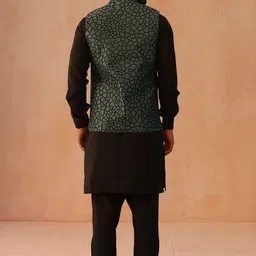 Jompers Men Regular Kurta with Pyjamas image 5