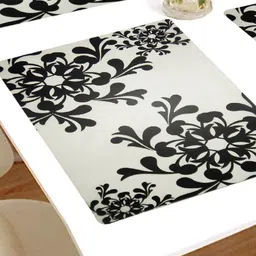 Aura 6-Pcs Black & White Printed Table Placemats image 4