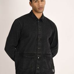 Bene Kleed Men Geometric Denim Jacket with Embroidered-picture-2