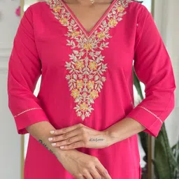 URMIR FASHION Women Floral Embroidered Regular Thread Work Kurta with Trousers & With Dupatta image 4