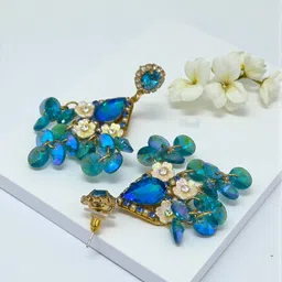 AVANT-GARDE PARIS Geometric Drop Earrings image 3