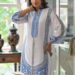 HERE&NOW Printed Round Neck Top & Trousers Co-Ords Set image 3