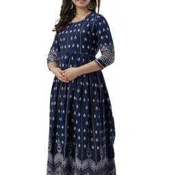 DEVEK Floral Maternity Fit & Flare Maxi Dress image 2