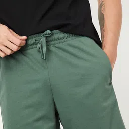 max Men Shorts image 3