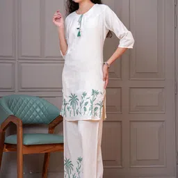 HIGHLIGHT FASHION EXPORT Embroidered Round Neck Tunic With Trousers Co-Ords image 4
