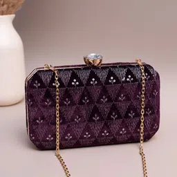 ARTKLIM Embroidered Sequins Box Clutch-picture-21