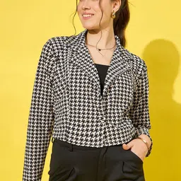 buy new trend BuyNewTrend Cotton Blend Lapel Collar Short Blazer Shrug image 5