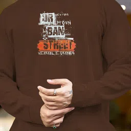 KAJARU Men Printed Sweatshirt image 2