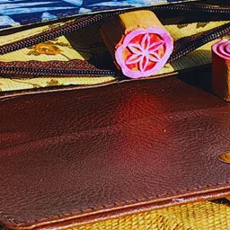 TheYUGO Women Geometric Printed Structured Handheld Bag image 2