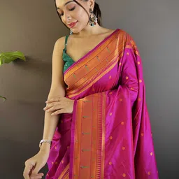 Panzora Woven Design Zari Silk Blend Paithani Saree image 2