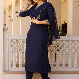 CaniBani Women Ethnic Motifs Embroidered Regular Thread Work Kurta with Trousers & With Dupatta image 4