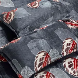 FABINALIV Grey & Red Floral Woollen 300 TC Double King Bedsheet Set-2.50 m X 2.25 m image 5