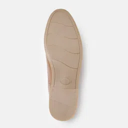 Arrow Men Textured Formal Leather Oxfords image 2