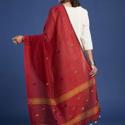 Taavi Geometric Woven Design Pure Cotton Jamdani Dupatta image 3
